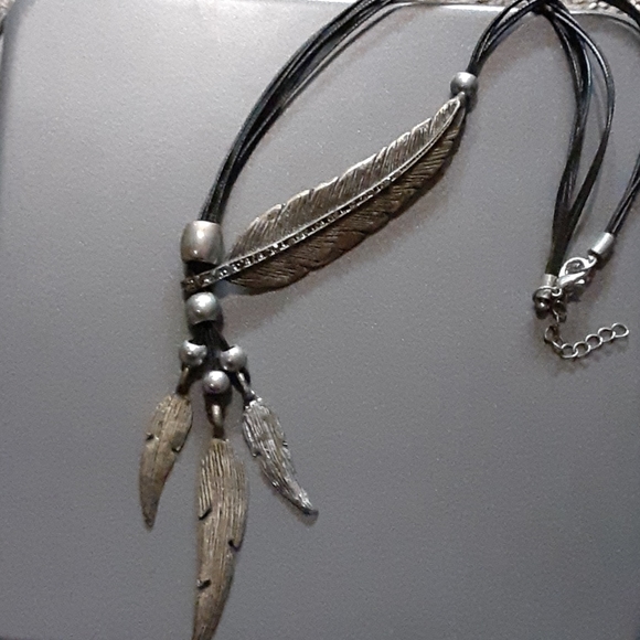 Brand New bundle Women's Maurice's brand Neclaces - Picture 4 of 4